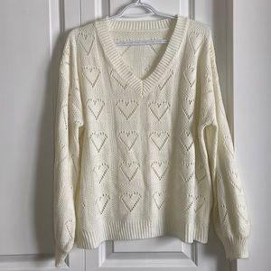 White heart v-neck knitted sweater